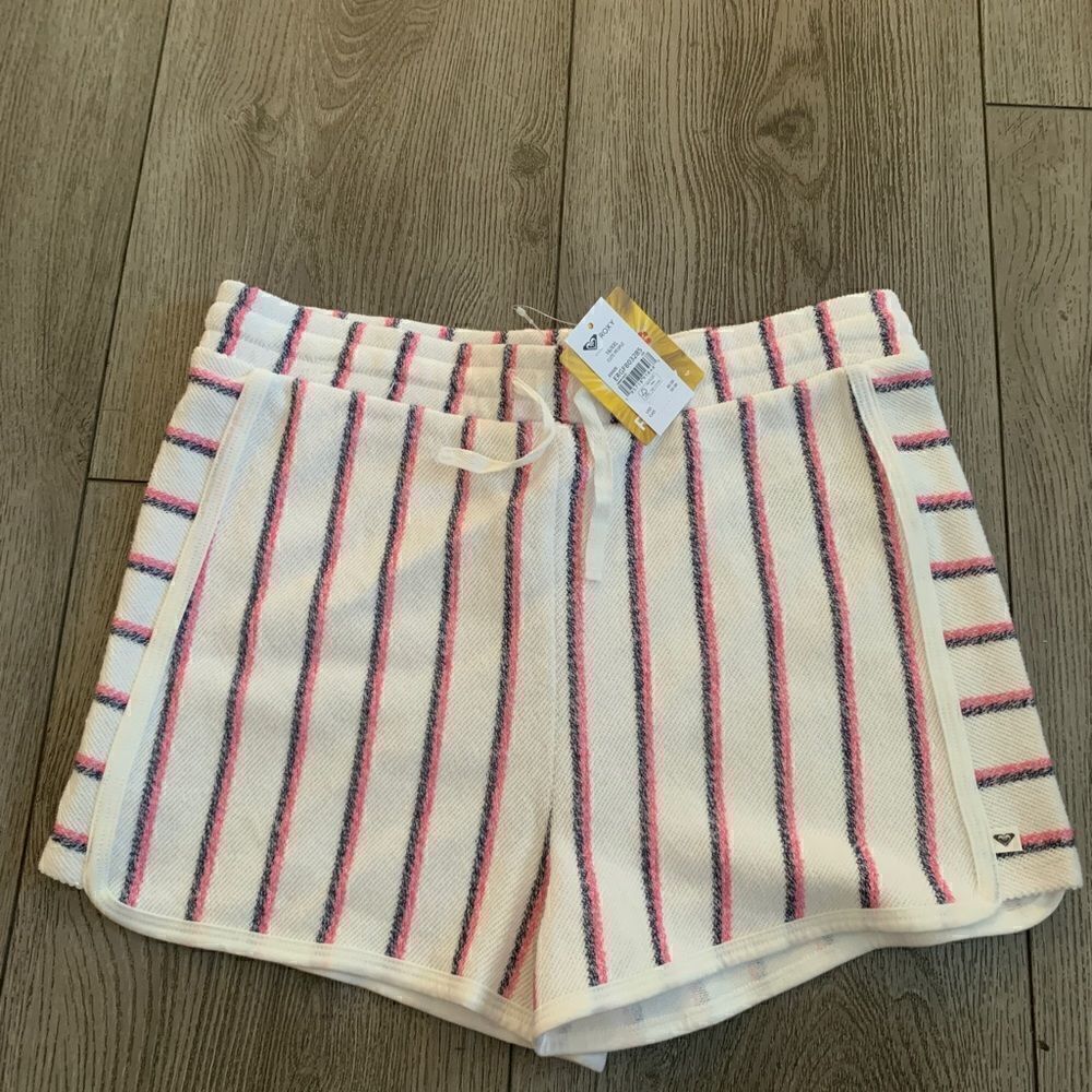 Roxy girls shorts very beautiful and soft